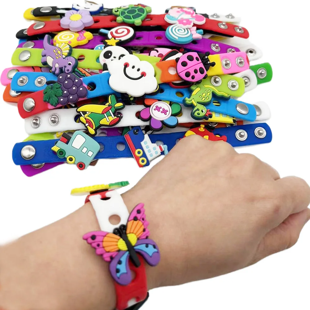 Retail and wholesale Color Silicone Bracelet Wristbands(each has been equipped with three decorative flower buckle) 18cm