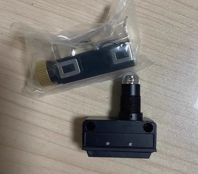 5PCS Brand New Limit Switch SL1-A
