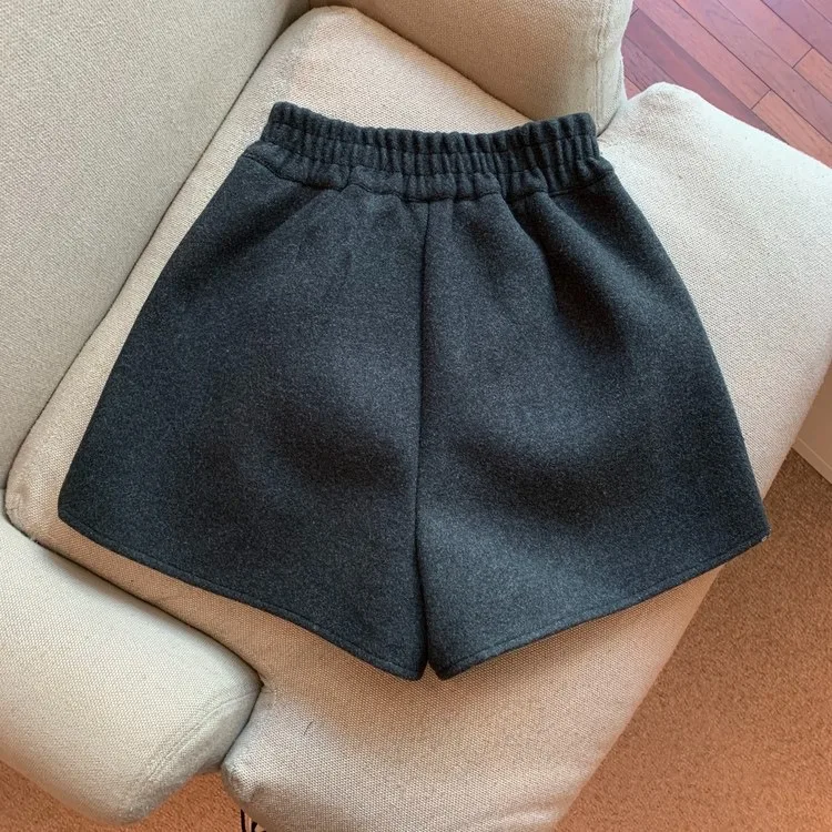 Damen-Shorts aus dicker Wolle mit weitem Bein, Herbst-Winter, neue High-Waist-Shorts, locker geschnitten, gerade geschnitten, Bootcut-Shorts, lässige Oberbekleidung – Detail 15