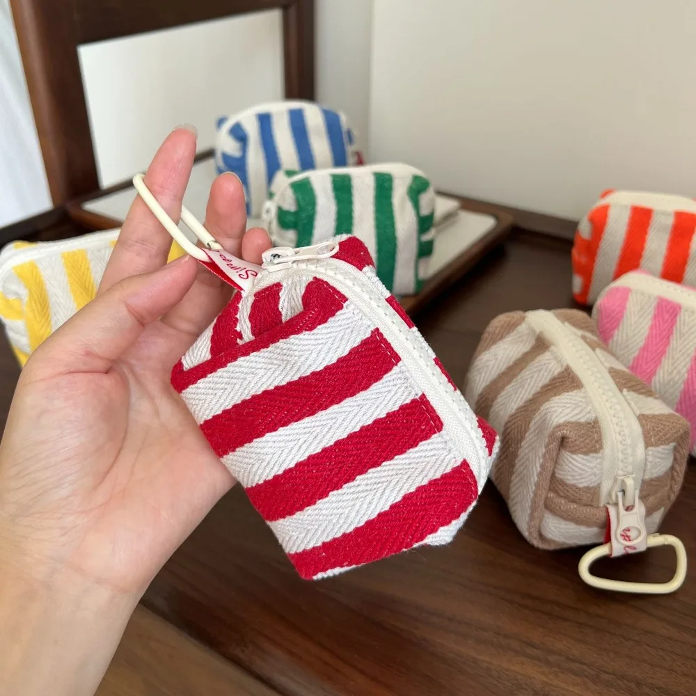 Cute Striped Mini Coin Purse with Zipper Fashion Keys Coin Wallet Keychain Earphone Bag for Women Simple Handbag Pendant Gift