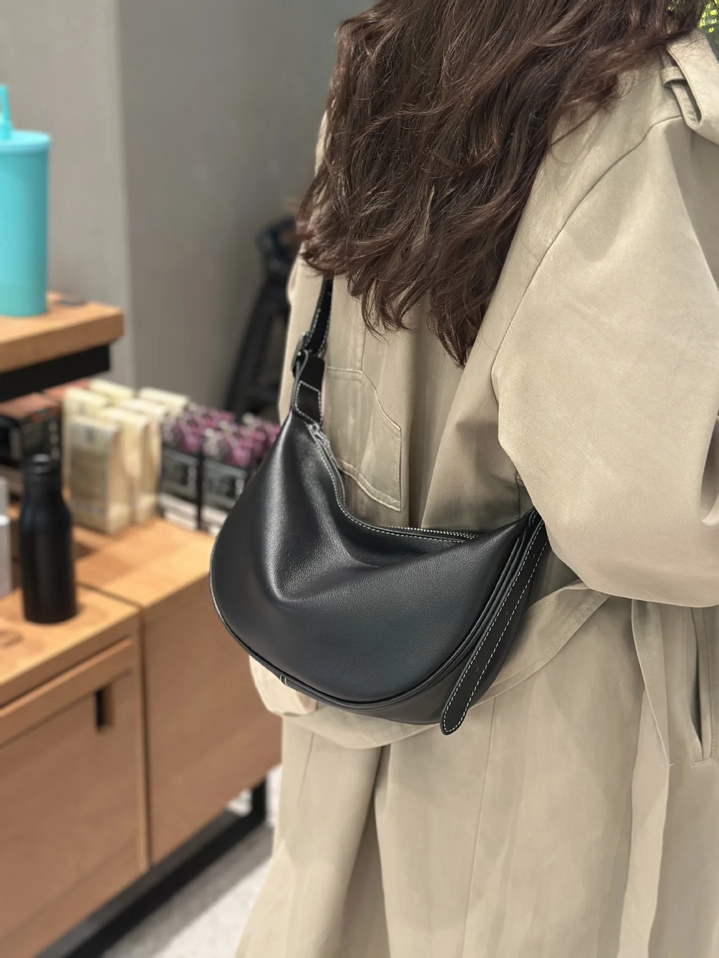 Women's Top Layer Cowhide Crossbody Bag - Ladies' Genuine Leather Model Crescent Bag, Vintage Stitching Shoulder Purse