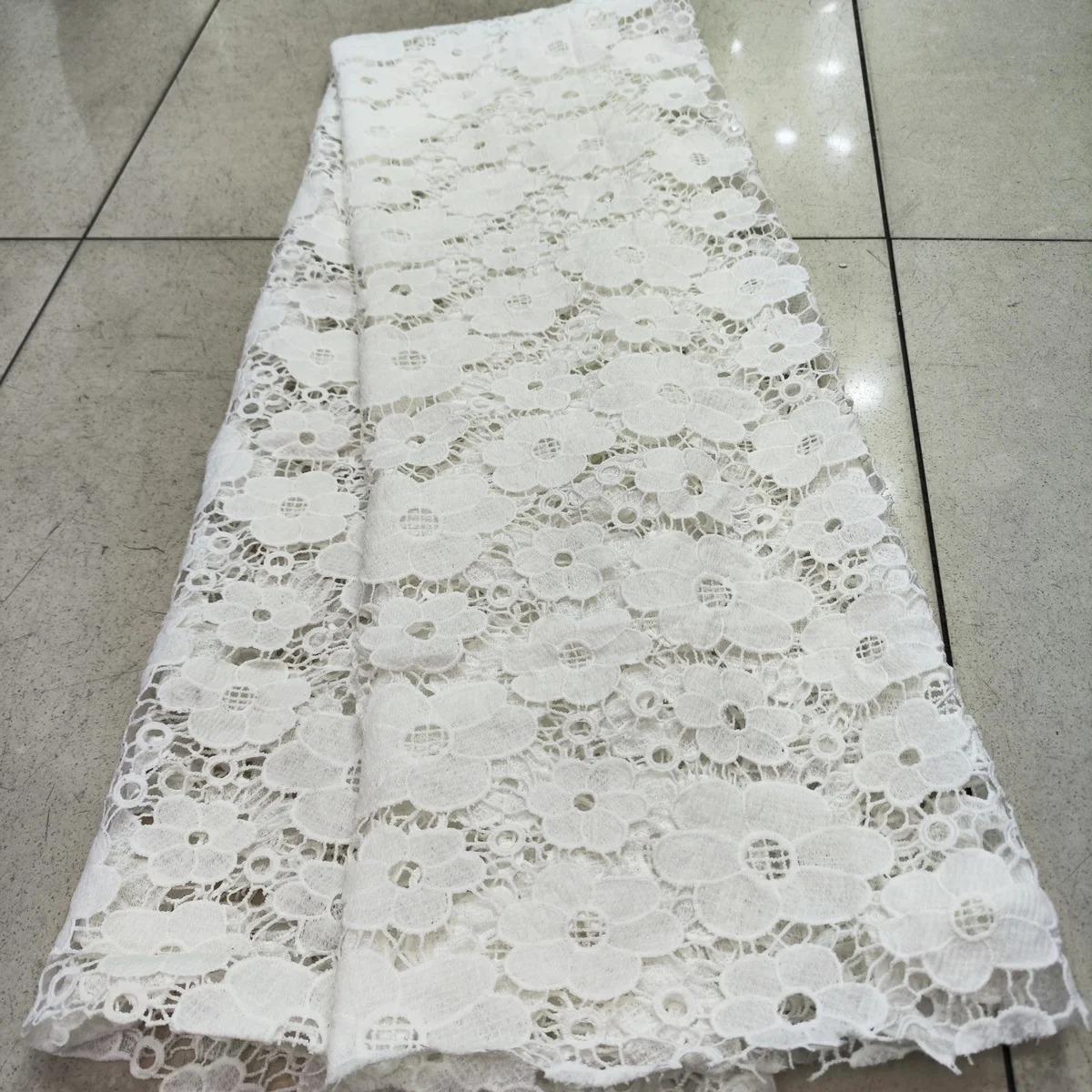 latest White African lace fabric 2023 high quality guipure lace fabric French Cord lace fabric for wedding party dress LJFT2306