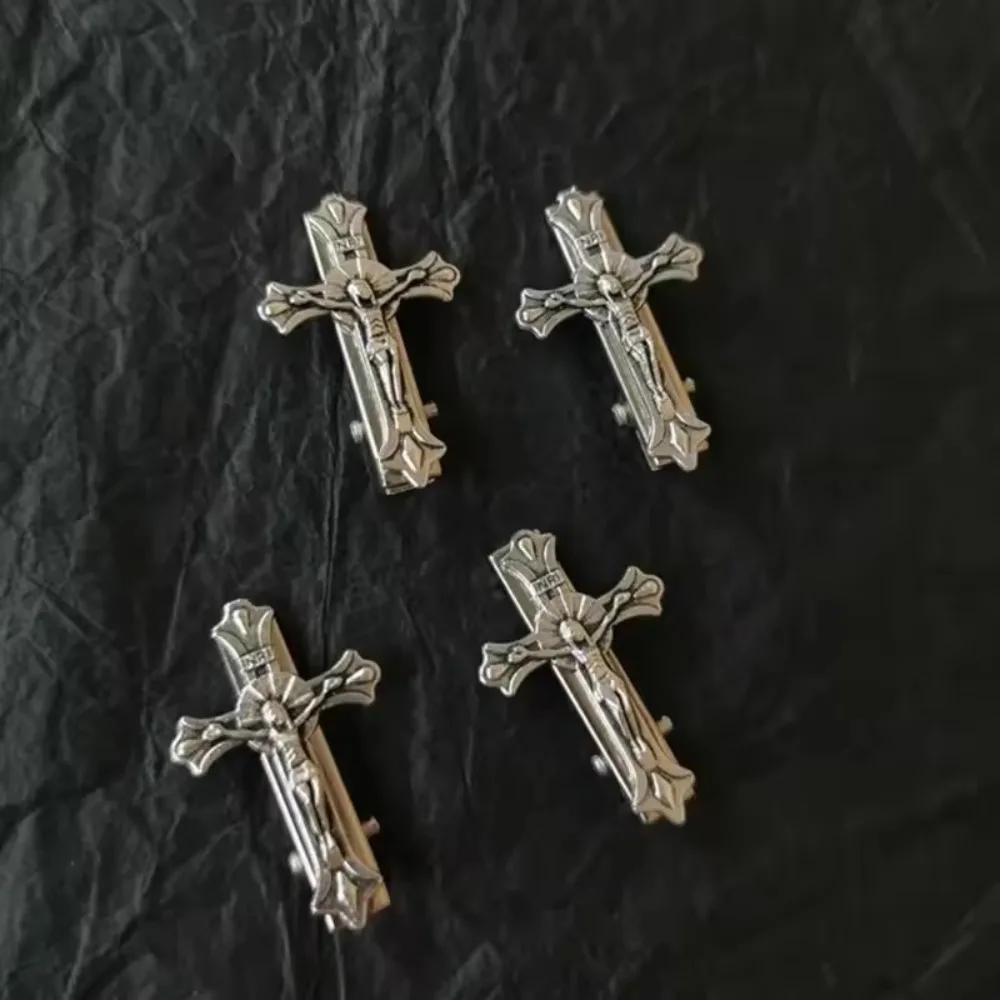 2/4 Stück Gothic Kreuz Totenkopf Jesus Haarspange Metall Entenschnabel-Seitenclips Halloween Haarclip Koreanische Haaraccessoires – Detail 6