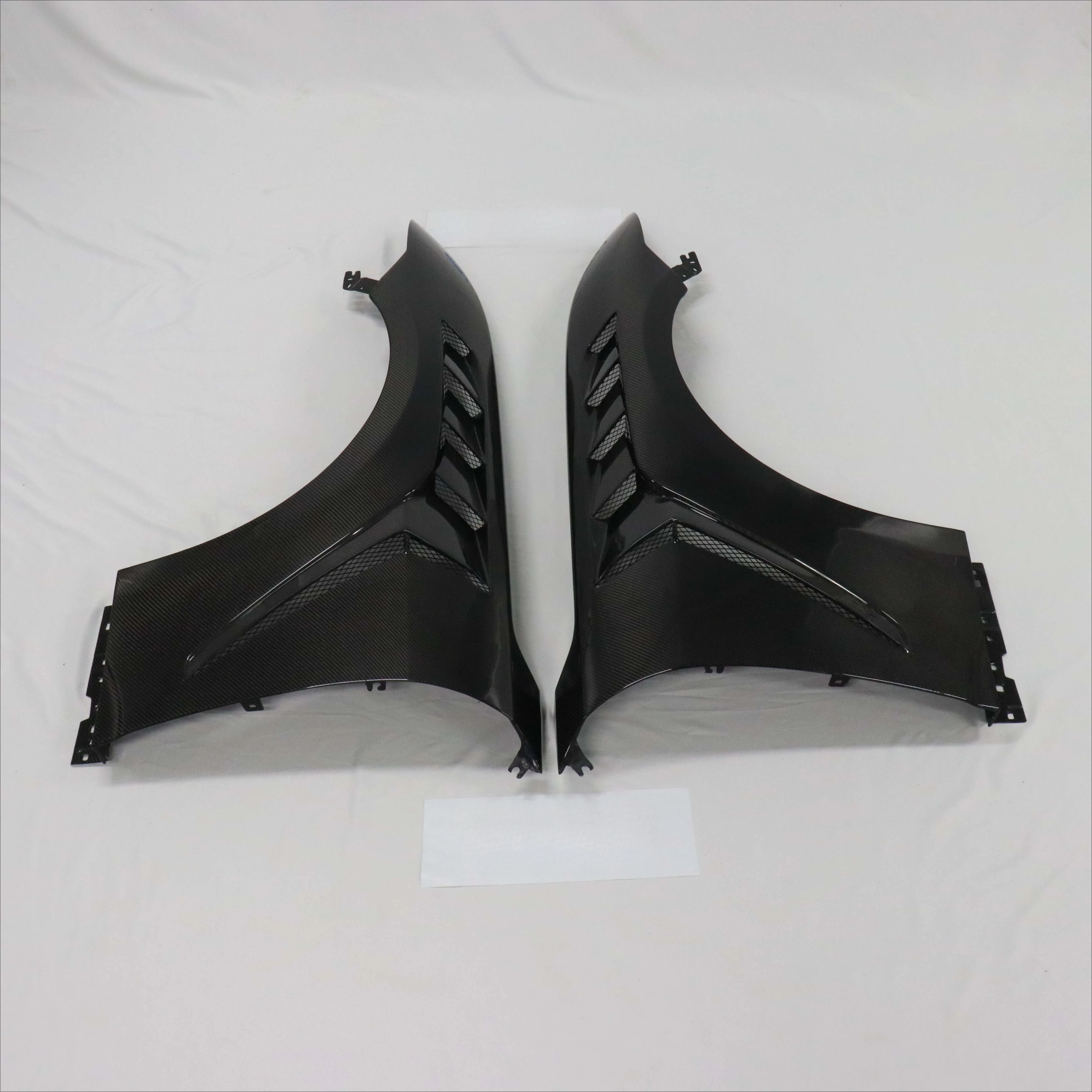 Carbon Fiber Fenders for Mustang S650 GTD 2024 Real Carbon Fiber Side Fender Regular Style . 3