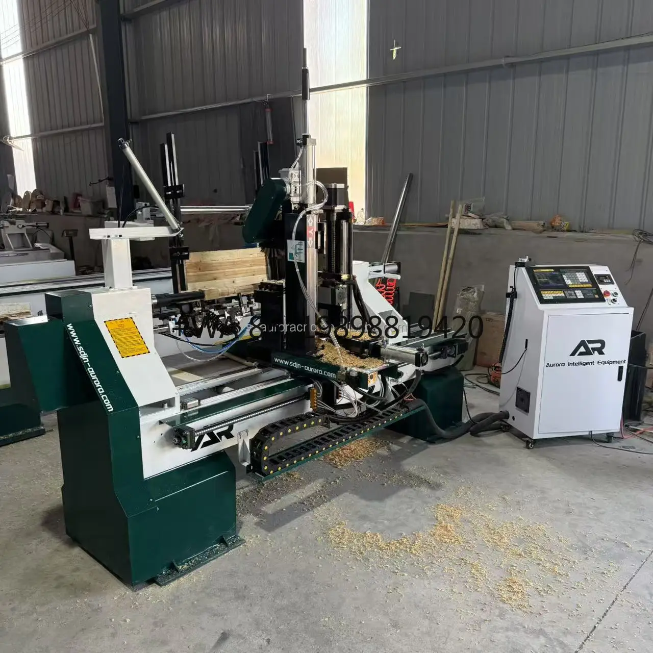 loading turning sanding woodworking cnc wood lathe for chair table legs Factory supply AR1530 heavy duty auto