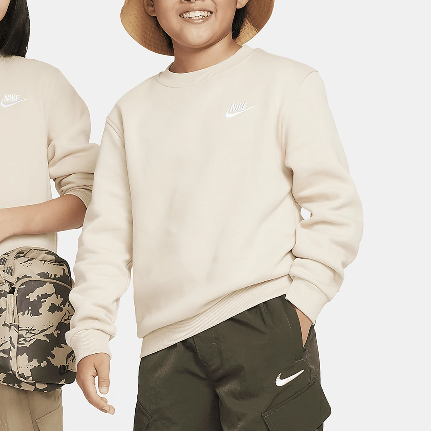 

Nike Authentic 2025 New Season Big Kids' Sport Round Neck Hooded Sweatshirt FD3006-126