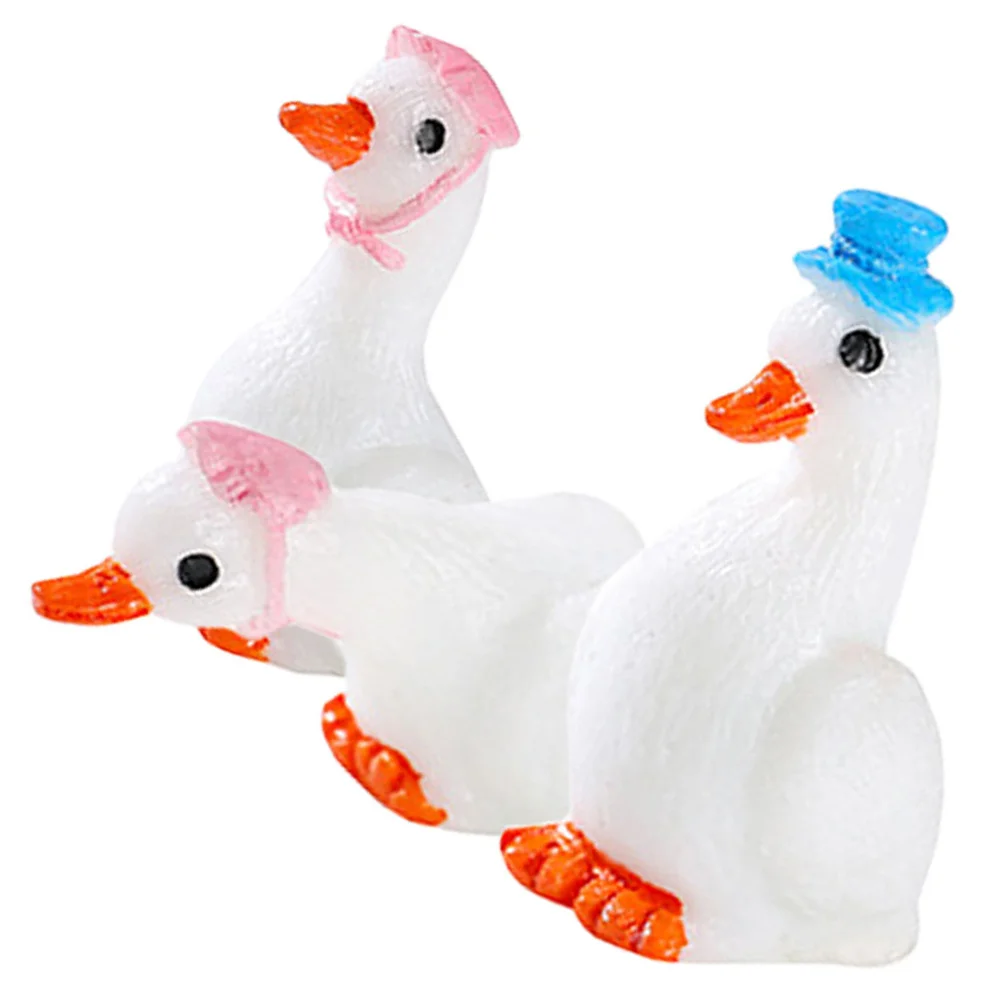3Pcs White Swan Decorations Desktop Ornament Moss Swan Decor Miniature Adornment Smooth Touch Vivid Modeling Desktop Ornament,
