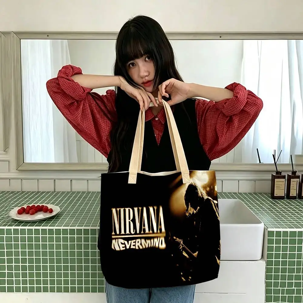 Band N-Nirvana Tragetasche, Studentenhandtasche, Damen-Einkaufstasche, Aufbewahrungstasche, Geschenkhandtasche für Mädchen – Detail 10