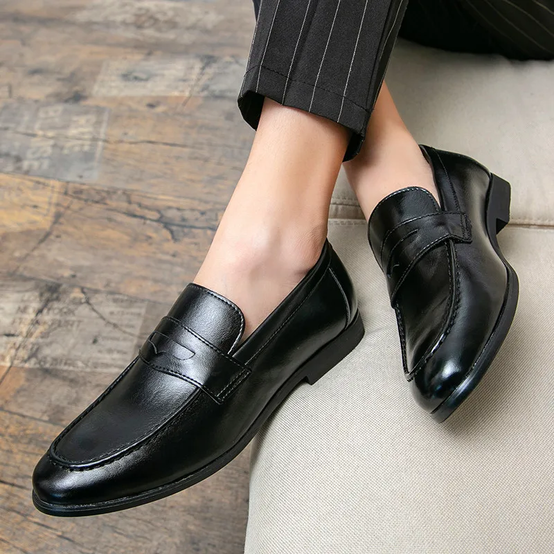 Spring men\'s fashion loafers casual fashion comfortable luxury British style formal shoes