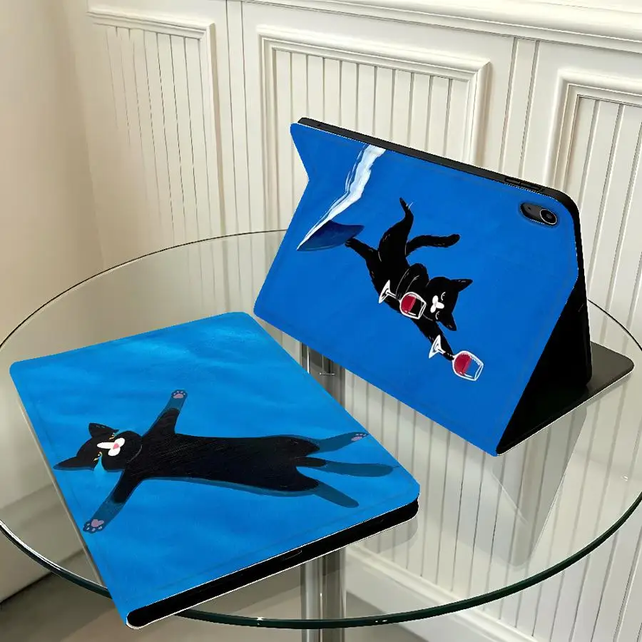 Creative Cat Drinking Alcohol With Pencil Holder Case for Apple iPad 10th 7/8/9th Air 11 13 M4 M3 M2 A16 2026 Pro11 13 Air
