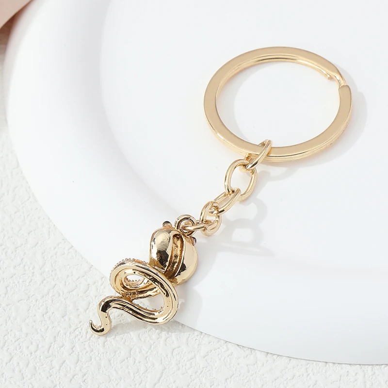 Alloy Keychains Gold Color Snake Handsome Animal Key Rings For Women Men Car Holder Handbag Decoration Handmade Jewelry