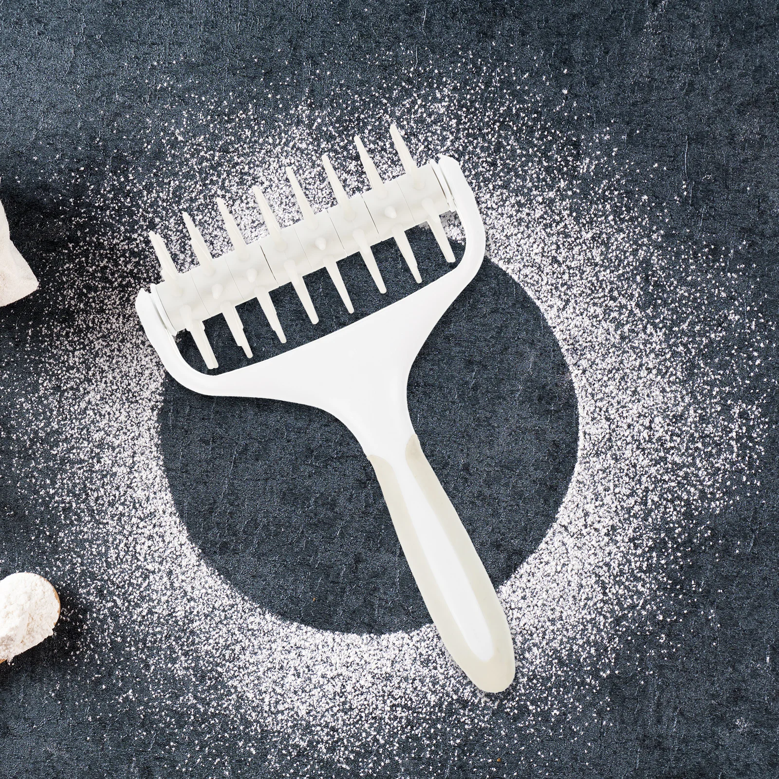 

Dough Docker With Needle Roller Smooth Surface Multi-Use Baking Tool For Pizza Pastry Tart Bread Cookies Dough Roller For