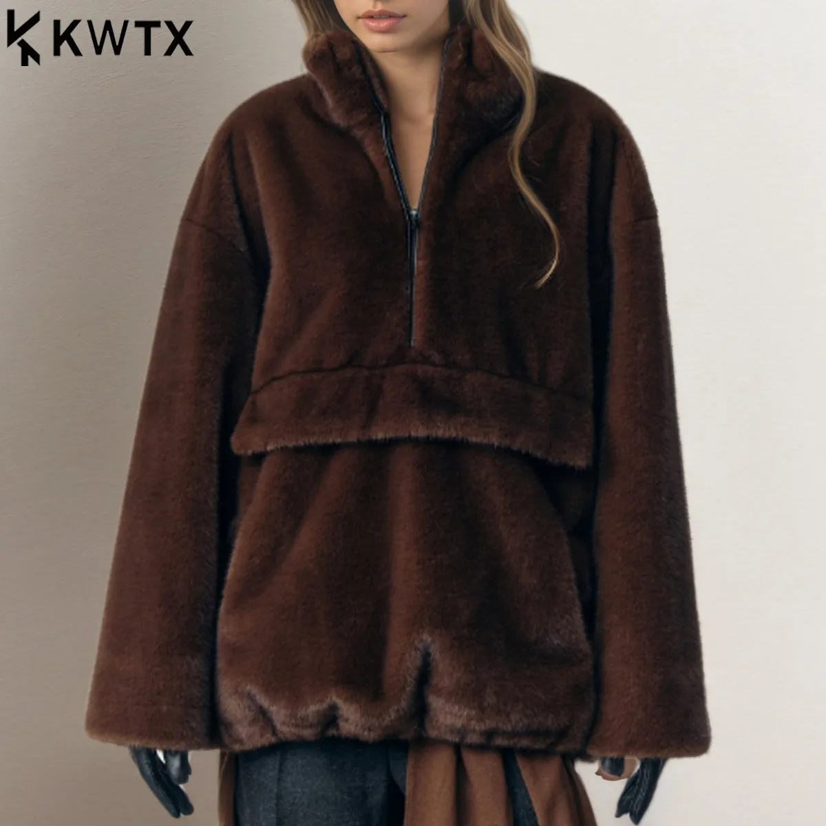 

KWTX 2025 новое женское короткое пальто из искусственной овечьей шерсти на молнии, теплое и повседневное для зимы, модный осенне-зимний предмет