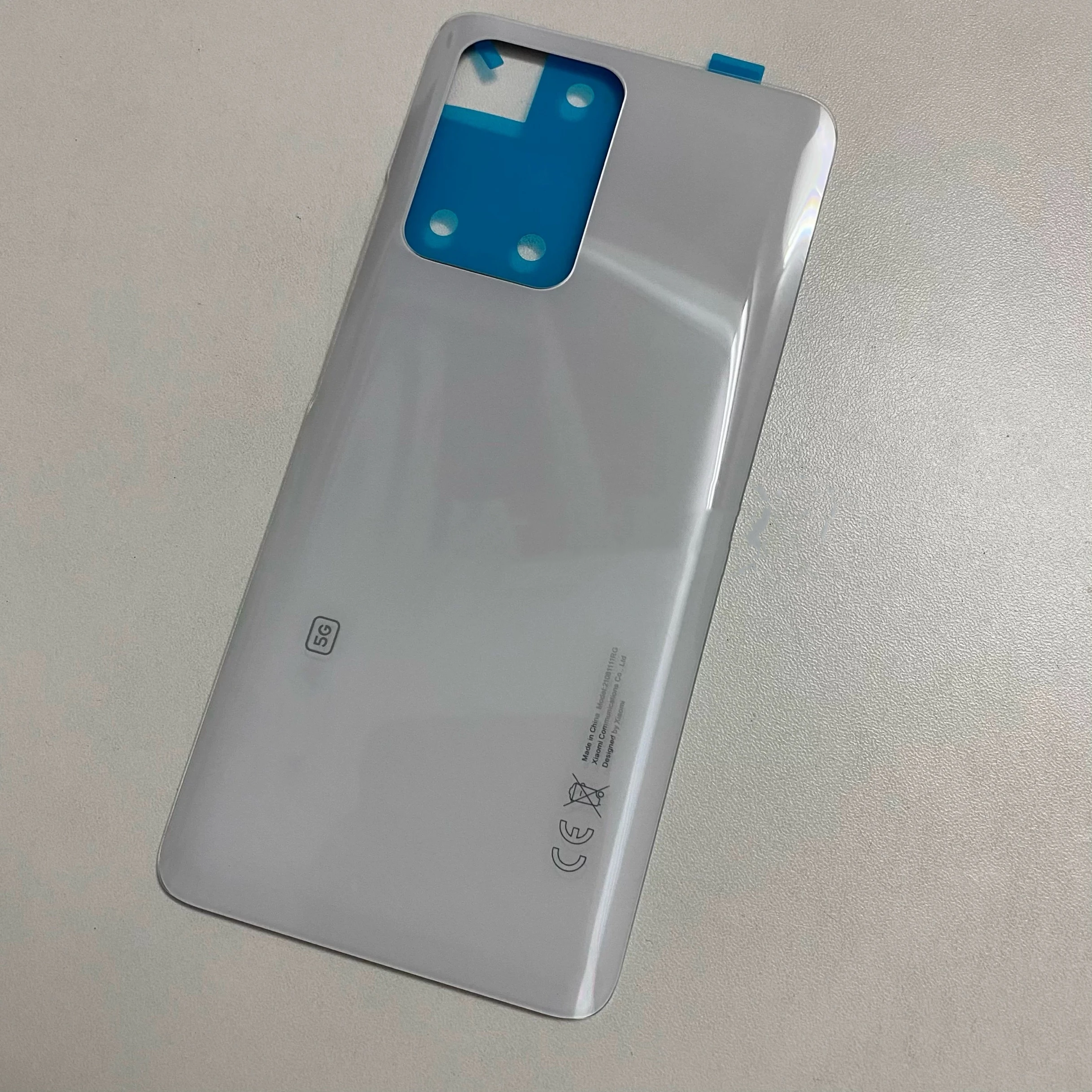 Xiaomi 11T Pro シルバー 背面傷あり Xiaomi 11T Pro 背面パネル割れ交換修理 - 東京・大阪・滋賀の