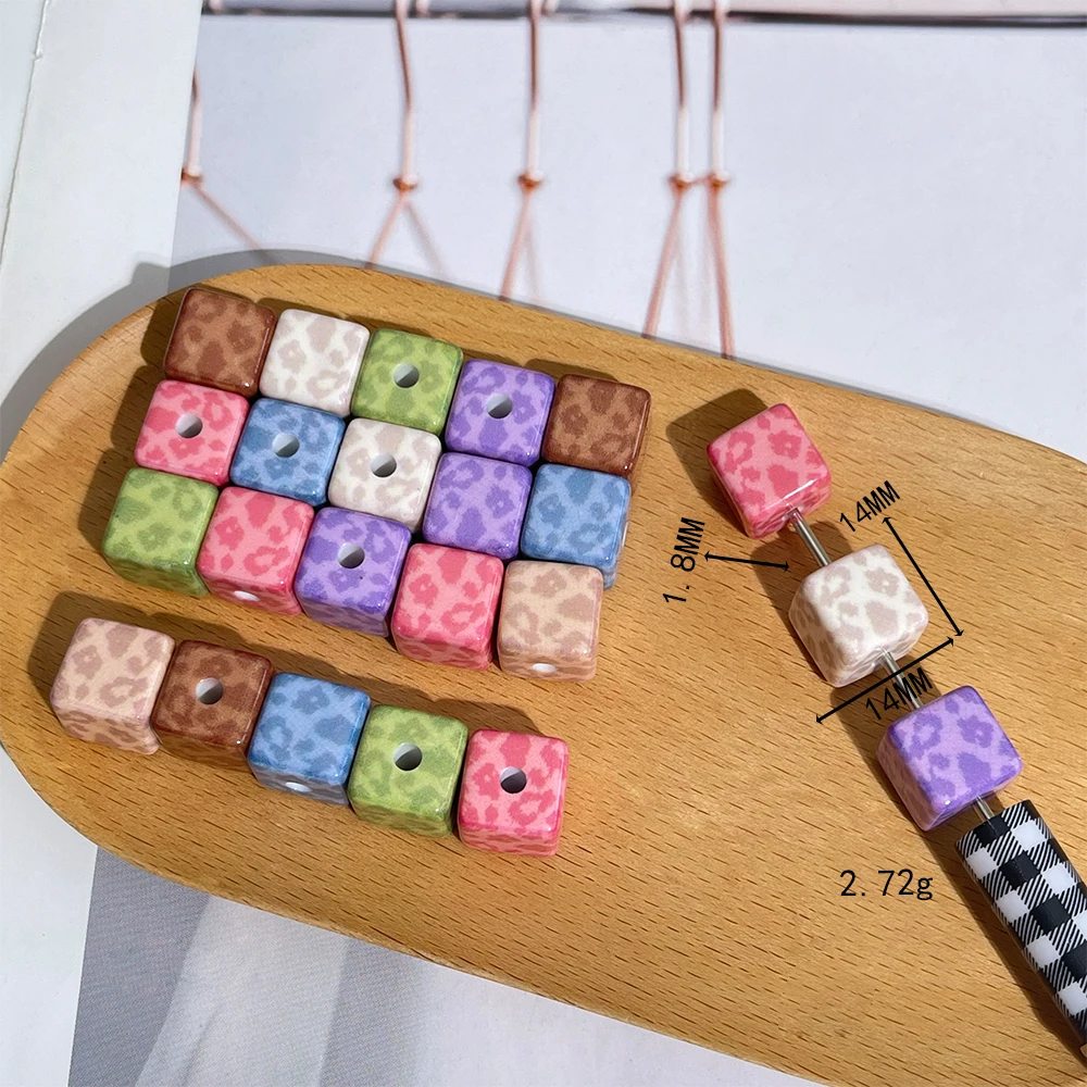 Hartelijk ontwerp 14*14MM 100 stuks DIY kralen/vierkante vorm/luipaardprint effect/handgemaakt/sieraden accessoires/acryl kralen # 19239