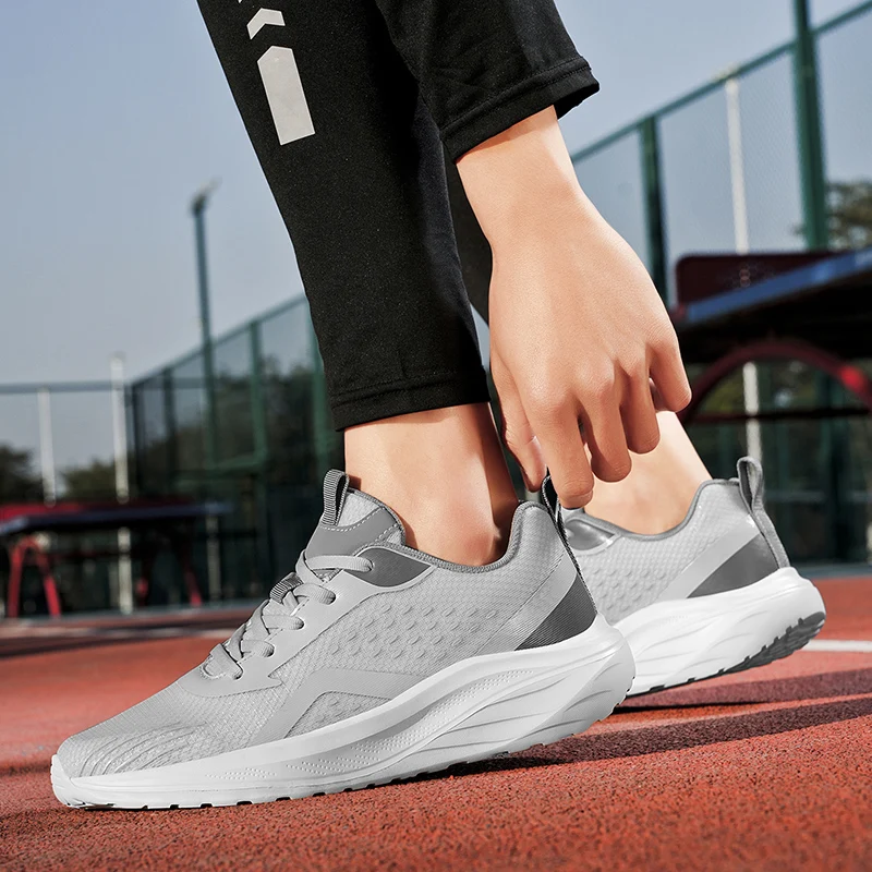 

Мужская повседневная спортивная обувь, большие летающие тканые весенне-летние кроссовки на плоском каблуке с сеткой, противоскользящие и износостойкие кроссовки