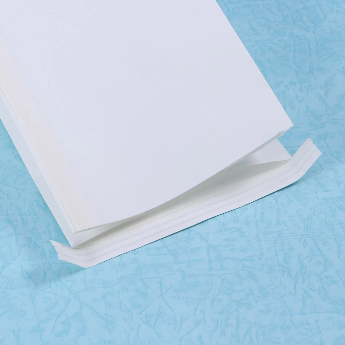 

30Pcs Mini Disposable Travel Vomit Bags White Sickness Bags Biodegradable Eco Friendly for Car Pregnant Drunk Emesis Bag