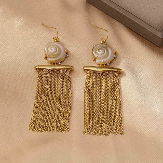 Spiral Resin Shell Tassel Drop Earrings Rhinestone Decor Long Chain Fringe Dangle Earrings Bohemian Party Women Jewelry