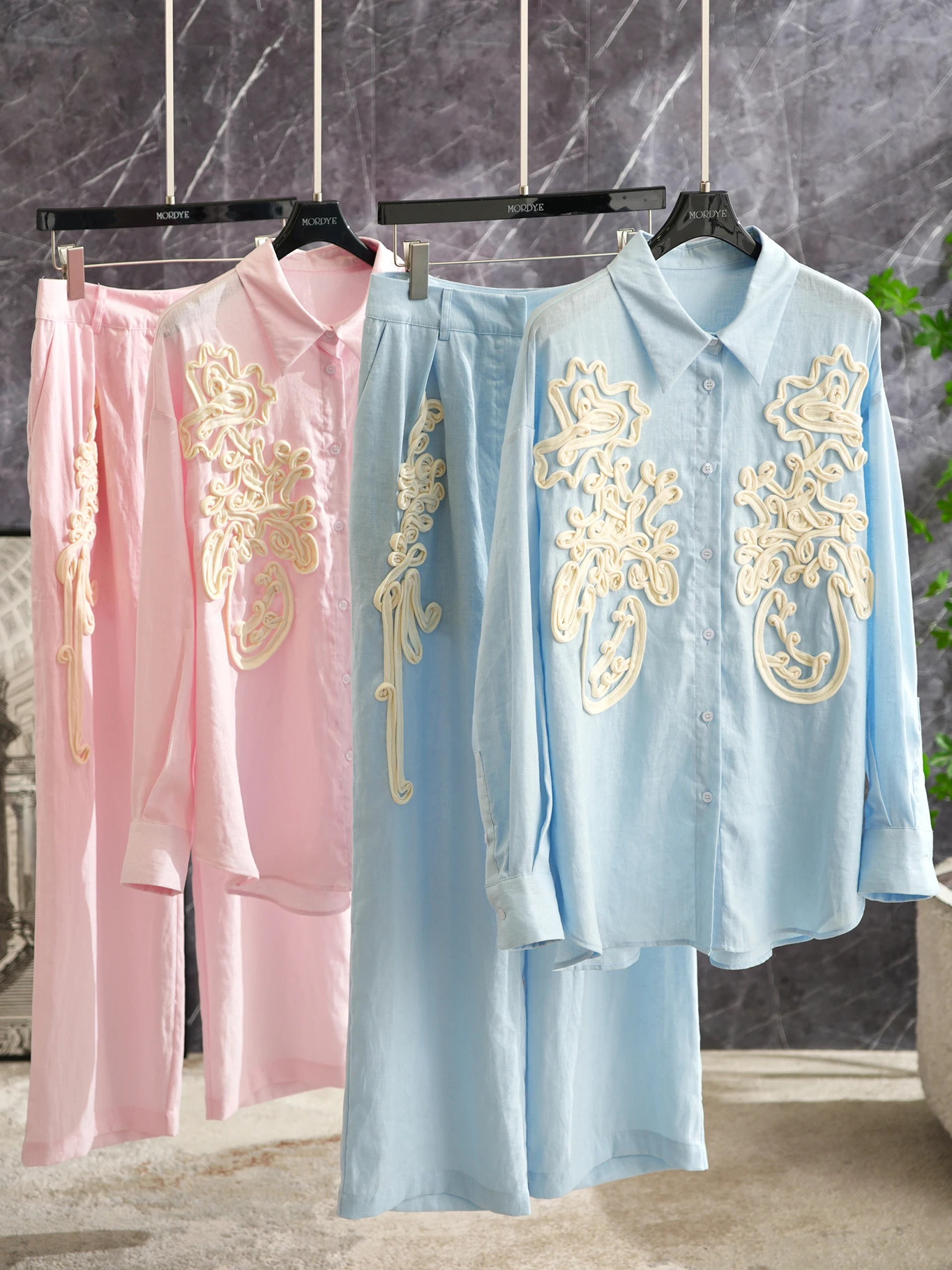 

Комплект из льняной ткани Ding Cheng Xin: рубашка с длинным рукавом и брюки, с вышивкой морских улиток, модный женский комплект для весны и лета.