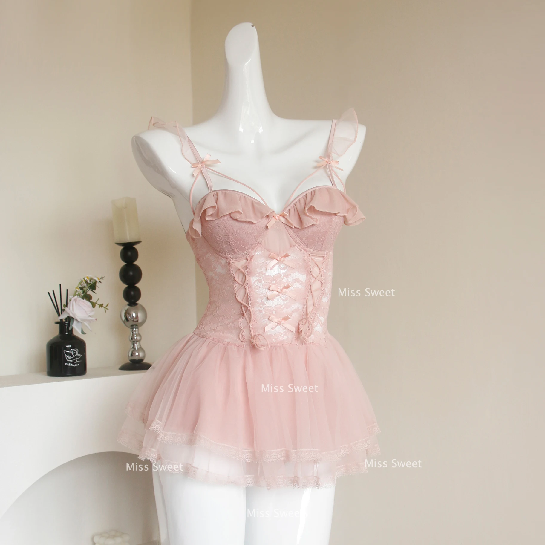 

Black Plus Size Fitted Waist Lace Women's Sleepwear Nightgowns Sexy Night Dress Ladies Nightwears With Chest Pad lingeries Tutu