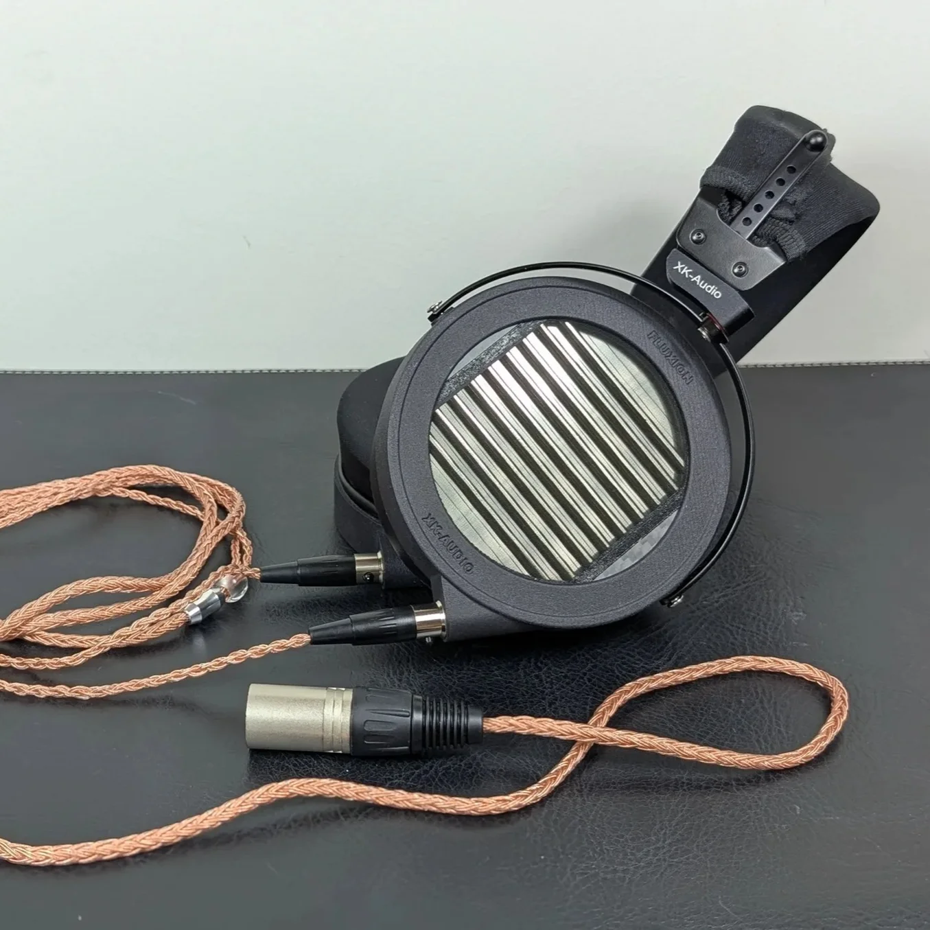 

Наушники XK AUDIO Fluxion: Флагманские проводные Hi-Fi наушники с полностью магнитными планарными драйверами без решетки