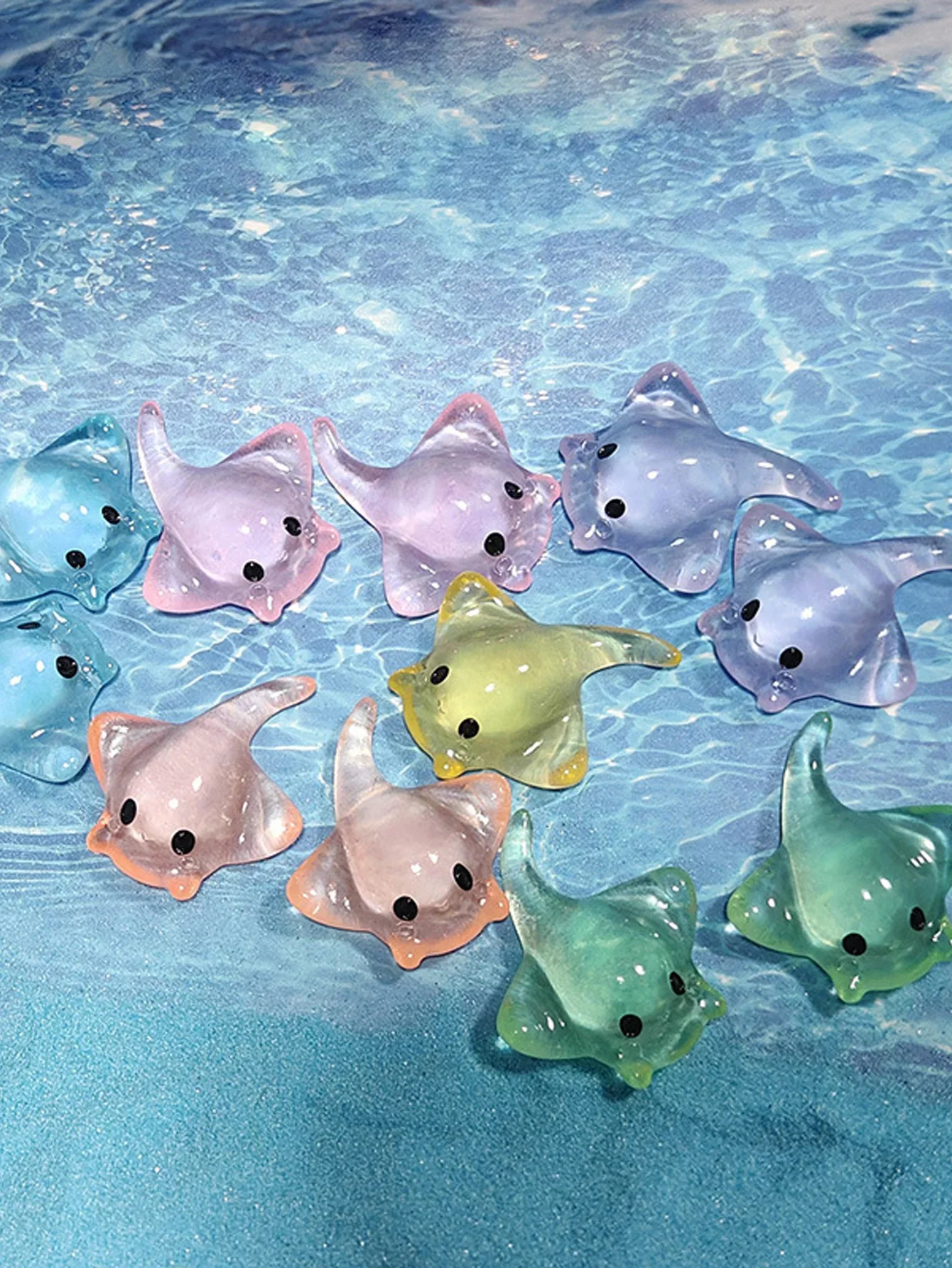 6/12/20PCS Miniature Sting Ray Figurines Sculpture Realistic Resin Sting Ray Cake Topper Mini Sting Ray Sea Animal Figurine