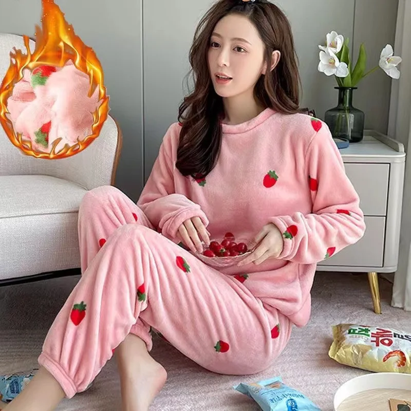 New Coral Velvet Pajamas Female Winter Cute Strawberry Padded Thickened Warm Facecloth Warm Clothes Pajamas Homewear Suit