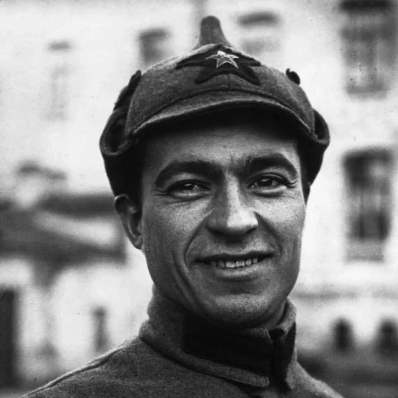 

Semyon Mikhaylovich Budenny Cavalry Hat Budenovka Hats Bogatyrka Broadcloth Helmet Frunzenka Pavel Korchagin Cap