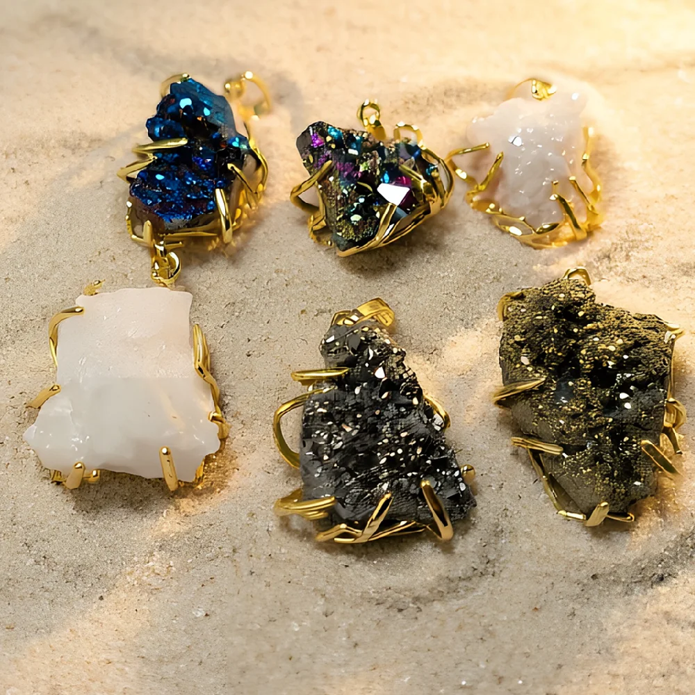 

Wholesale Golden Plated Wire Wrapped Raw Mineral Charms Multi Rough Healing Crystal Necklace Craft Parts P2D094