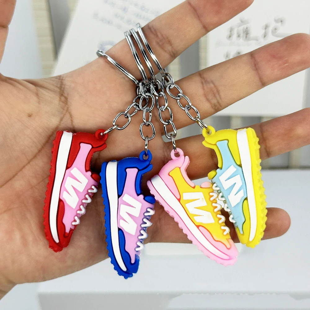 Creative 3D Simulation Mini Sports Shoes Silicone Keychain Car Key Bag Pendants Trinket Decoration Men Women Keyring Gift