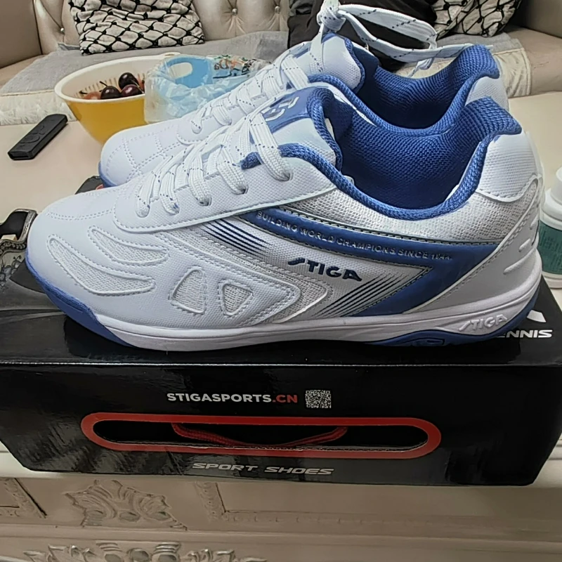 Classic Brand Table Tennis Shoes Mesh Breathable Badminton Shoes Super Light Indoor Court Shoes Top Quality Tennis Shoe Unisex