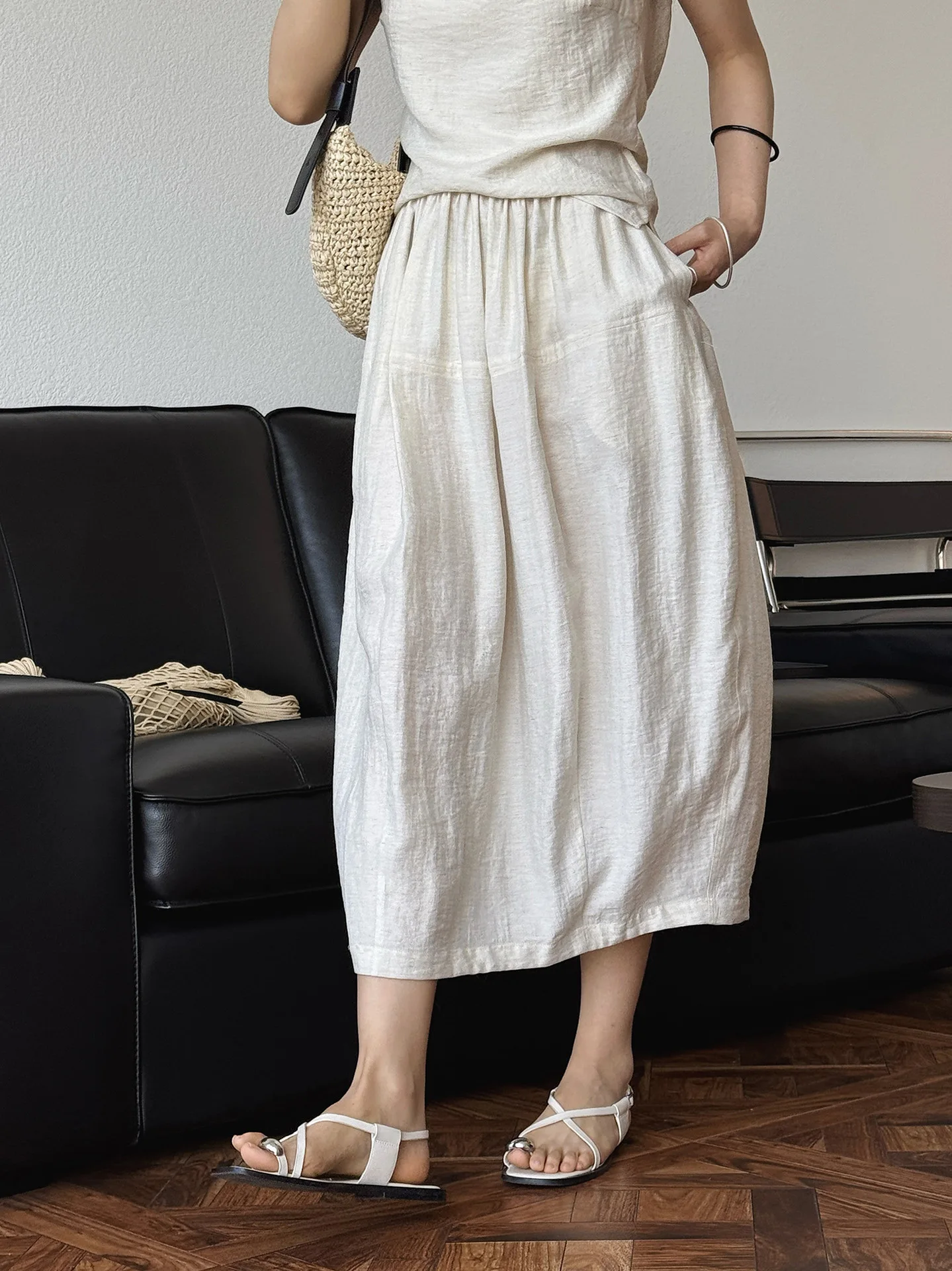

Spring and summer women's casual solid color high waist loose skirt