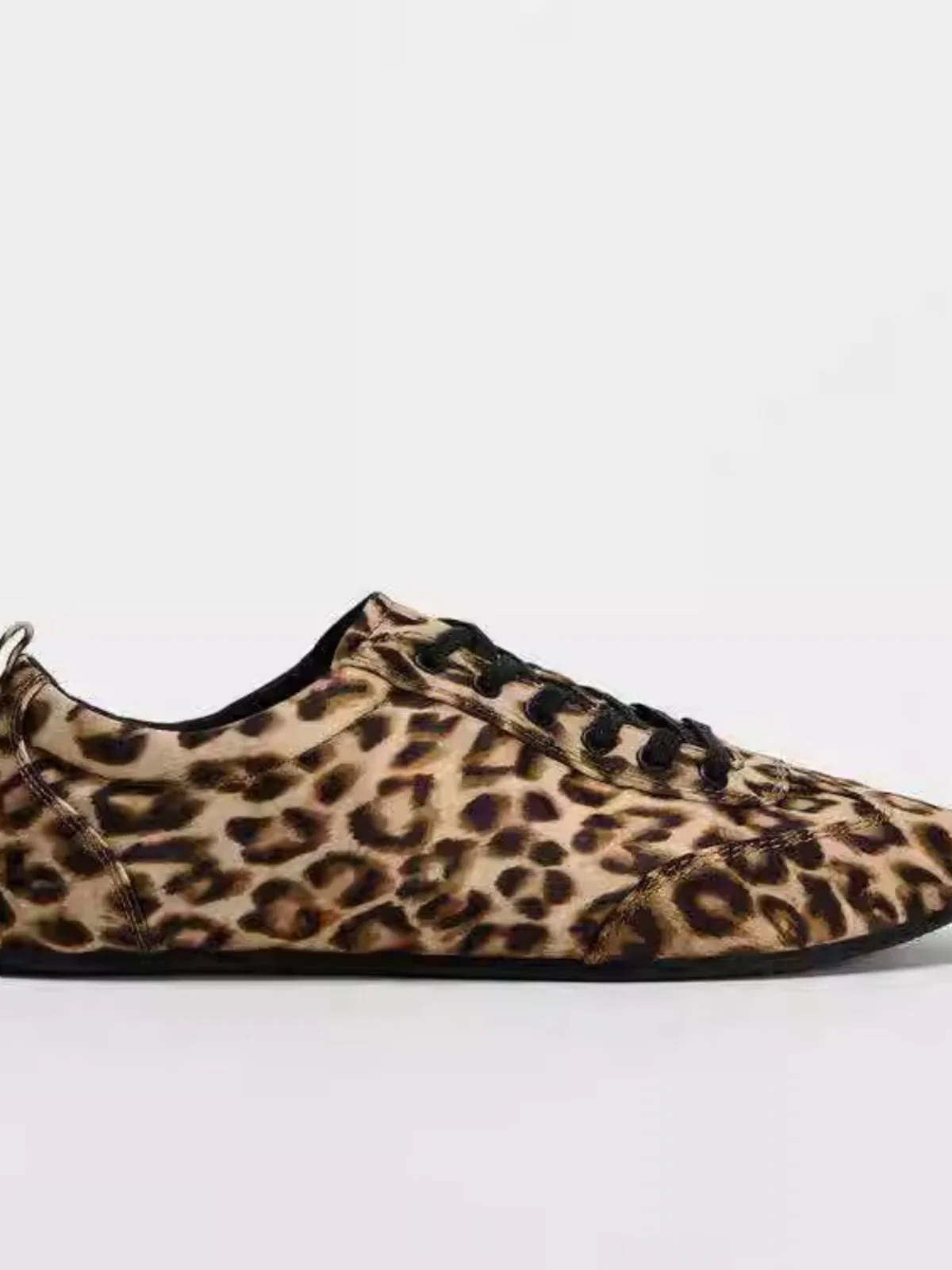 

Модные женские повседневные туфли на плоской подошве с круглым носком, на шнуровке, в стиле ретро, с леопардовым принтом, для отдыха