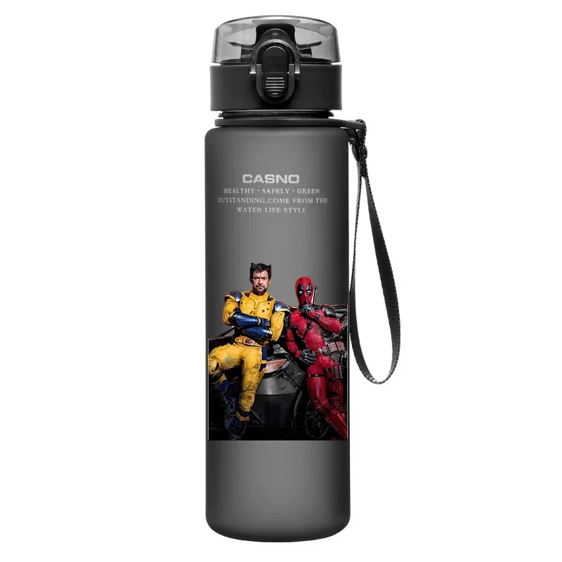 Bouteille d'eau Deadpool et Wolverine pour fan, collier, tasse, film Marvel, sports de plein air, grande capacité, cadeaux, 560ml