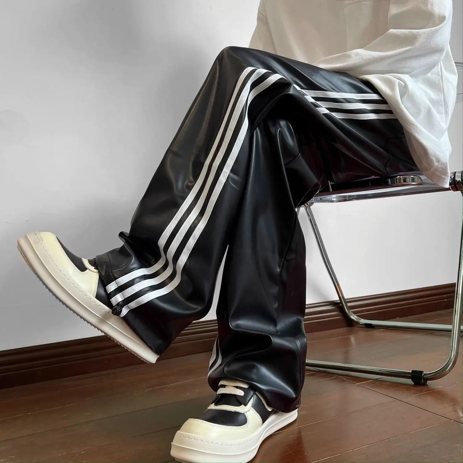 Black PU leather striped ultra soft leather pant for men American style hiophop three bar high-end straight wide leg pants