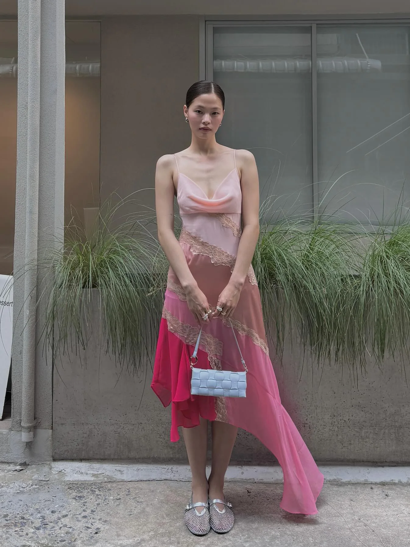 

2025 New Women Irregular Sling Robe Pink Gradient Contrasting Lace Patchwork V-Neck Sleeveless Elegant Slim Long Dress