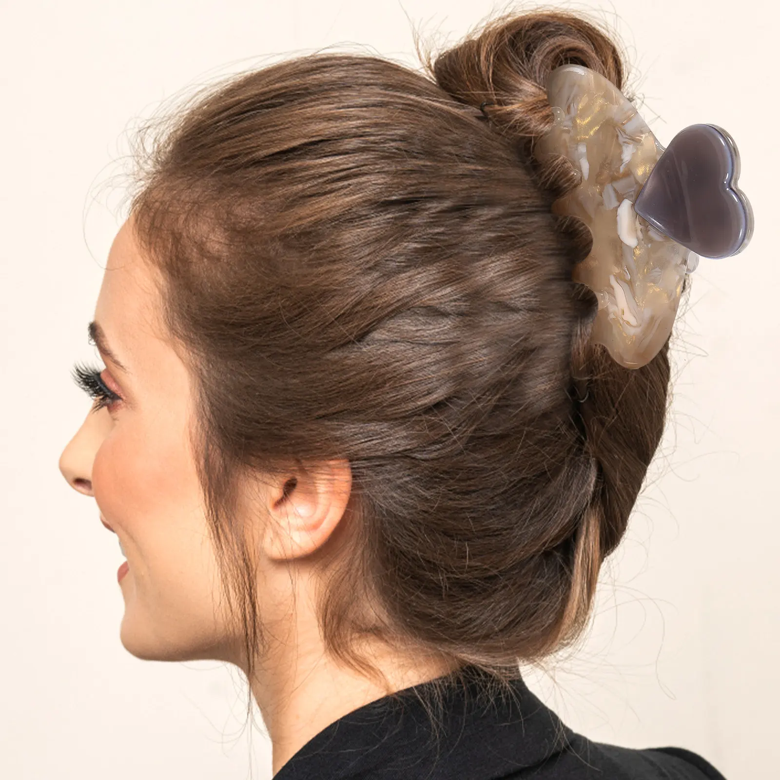 

2Pcs Large Heart Claw Clips for Women Easy to Use Hair Jaw Clip for Long Thin Hair Stylish Daily Party Wear Heart Claw Clip