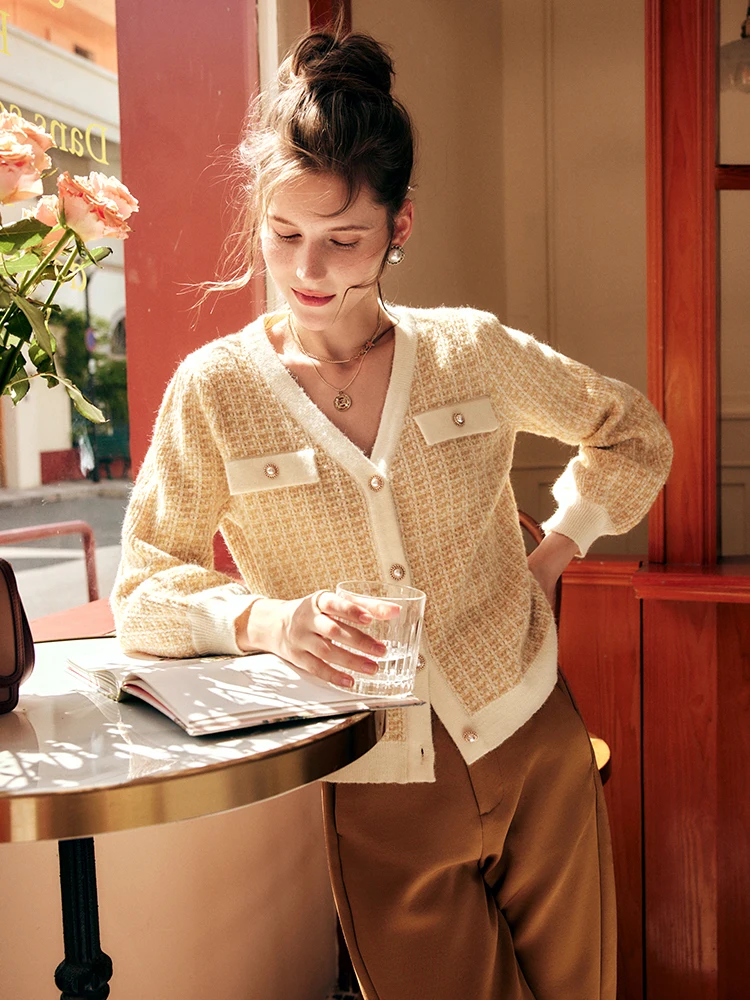 

OLrain Women's Cardigan 2025 Autumn New French Tweed Style V-Neck Sweater Loose Fit Elegant Fashion Office Ladies Top O22DM66802