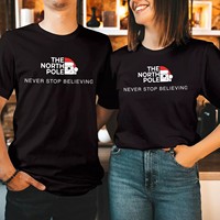 T-SHIRT (5164) The NORTH POLE Santa Claus Lapland Christmas Gift Xmas Shirt Creative Christmas Cute and Fun T-Shirt