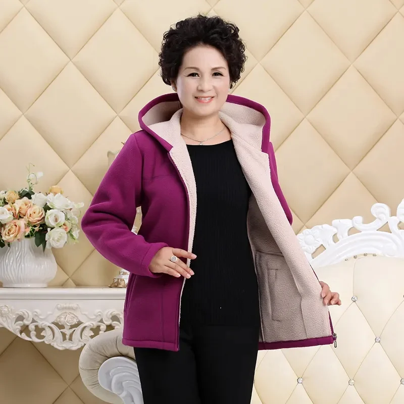 Middle-aged Women Hoodies Sweatshirts 2025 New Autumn Winter Jacket Female Fleece Warm Long Sleeved Outerwear Mujer Coats