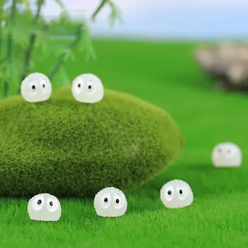 8 nejlepší prodej miniaturní model studia Ghibli - №6