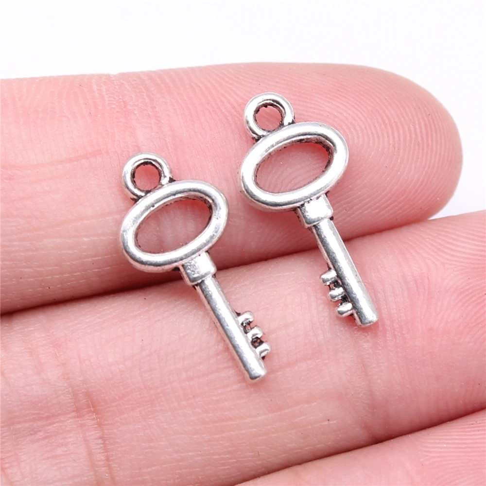 

Wholesale 200pcs/bag Charms Wholesale 20x9mm Key Charms Wholesale DIY Jewelry Findings Antique Silver Color Alloy Charms