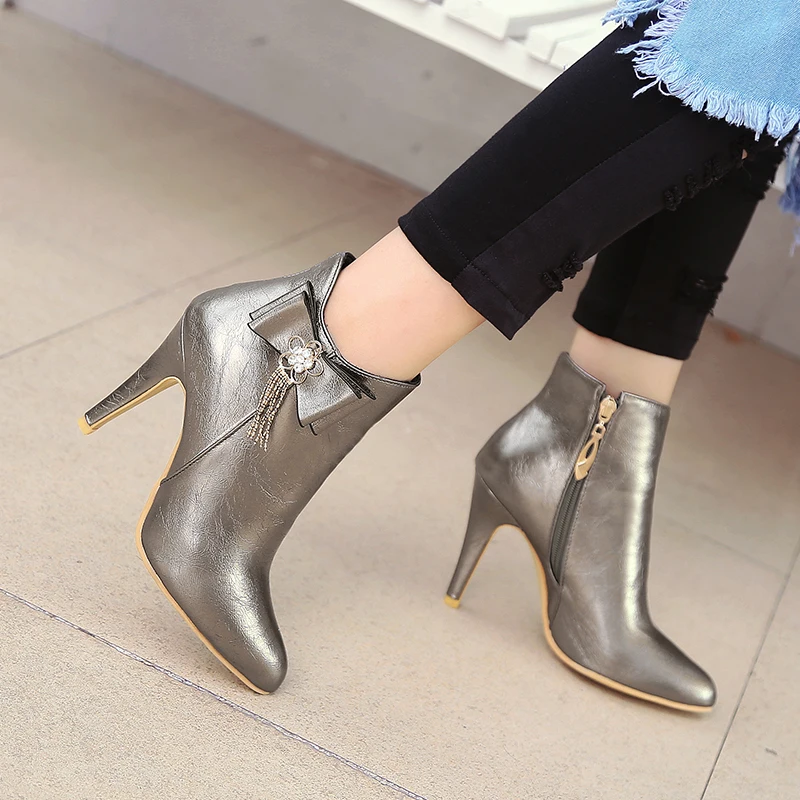 2023 new autumn winter Women ankle boots plus size 22-27CM PU upper side zip modern boots high heel butterfly knot short boots