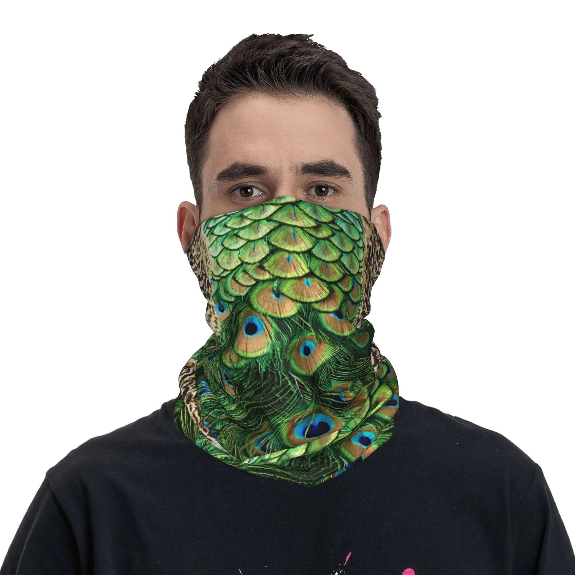 Peacock Eye Tail Bandana Neck Gaiter Printed Wrap Mask Scarf Warm Face Mask Running For Men Women Adult