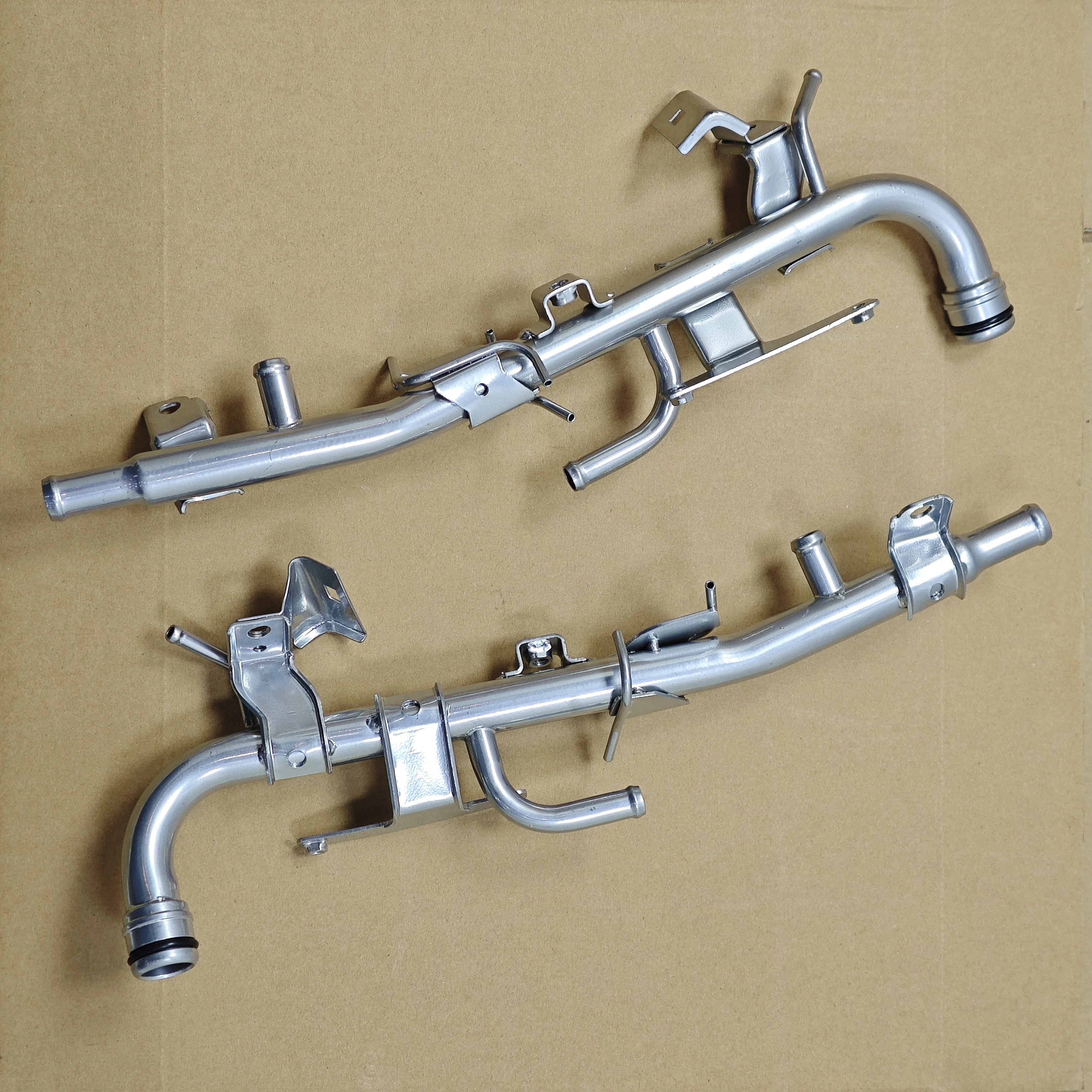 Mechanical Diesel Engine Parts, Pipe Fittings 21022VC20B Water Pipes 21022-VC20B