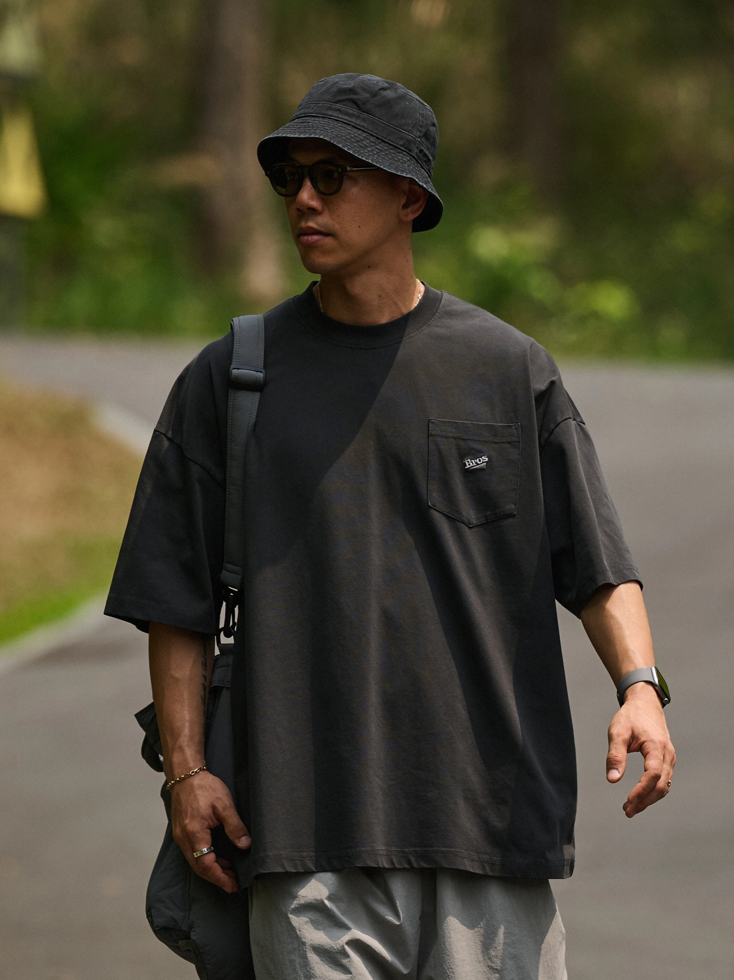 Broshood 26SS Japanese Style Loose Wax Dyed Sorona Cool Feeling Fabric Embroidered Pocket Basic Short Sleeve T-Shirt