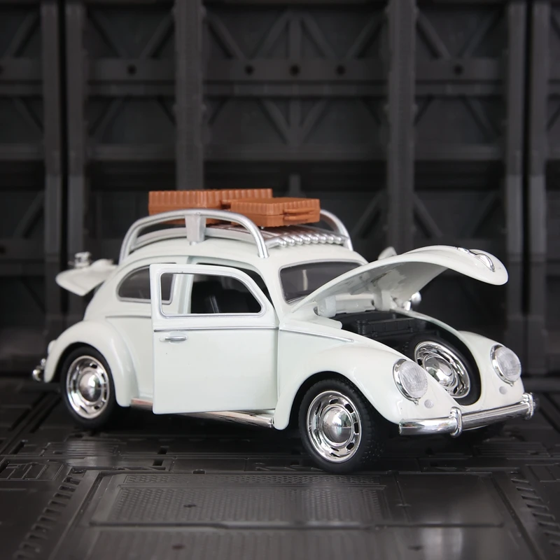 1:32 portas modelo de carro em liga Volkswagen Beetle e capô do motor, o porta-malas pode ser aberto detalhes ricos, acabamento fino