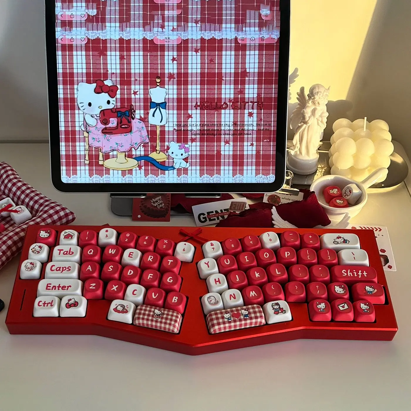 Fashion Kawaii Sanrio Hello Kitty Red Gingham Pbt Keycaps, Moa Height Cute Anime Custom Keycaps for Mechanical Gaming Keyboard view 2