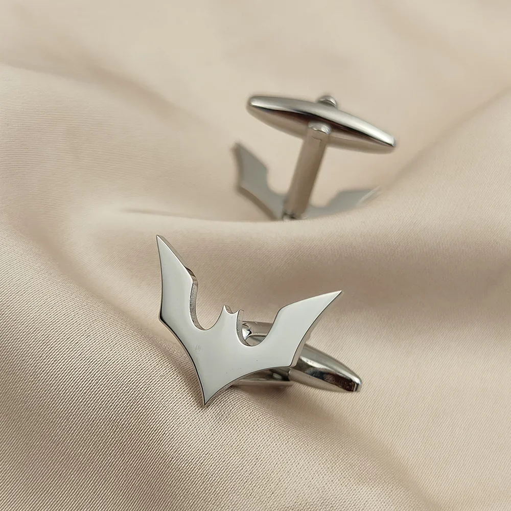 Bat Cufflinks for Men Sleeve Wrist Buttons Shirt Clasps Stainless Steel Cuff Buckle Wedding Grooms Jewelry Mens Accessories