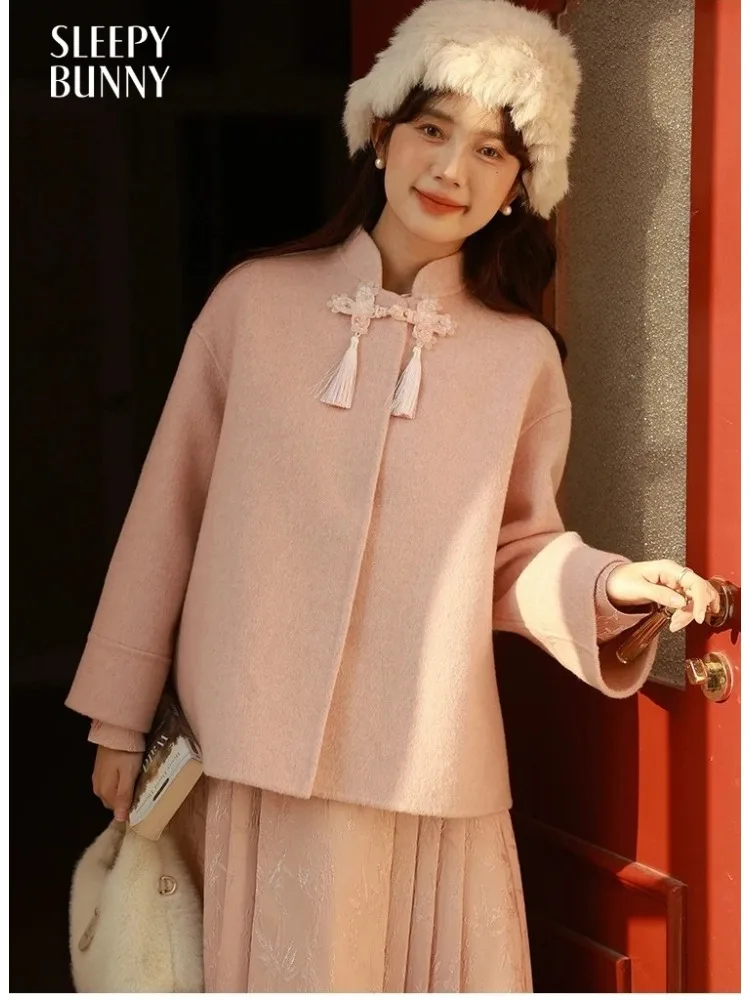 New Chinese Style Short Coat Elegant Tassel Pearl Button Cape Jacket Women Winter Double Faced Wool Overcoat Loose Fit Outerwear